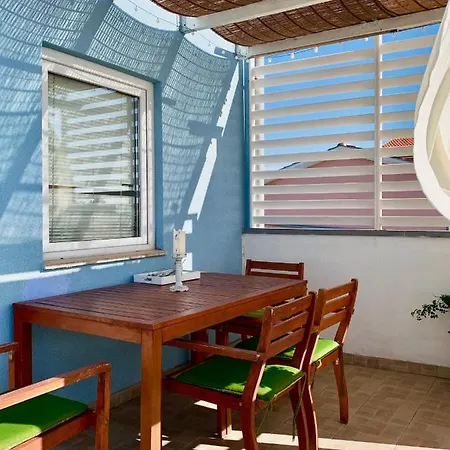 Charming In + Terrace Apartament *