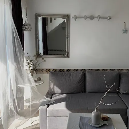 Charming In + Terrace * זאטון