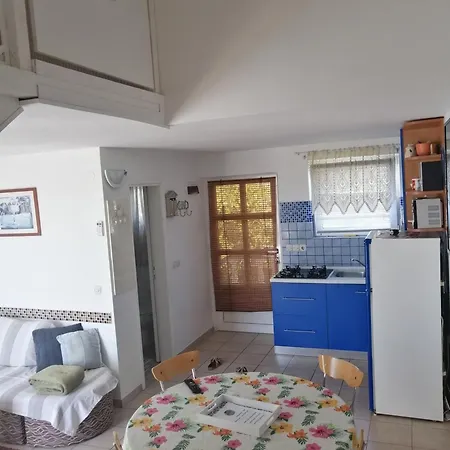 Charming In + Terrace * זאטון